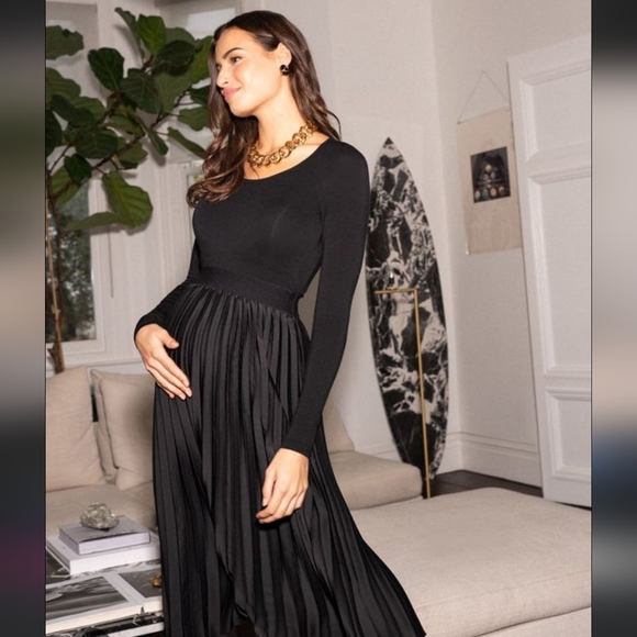 Seraphine Dresses & Skirts - Seraphine Maternity Black A-Line Pleated Skirt